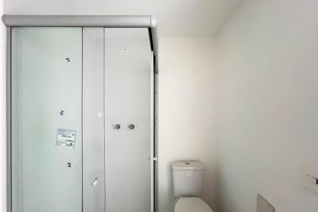 Banheiro de kitnet/studio à venda com 1 quarto, 27m² em Ipiranga, São Paulo