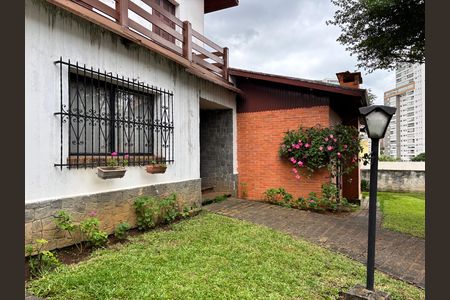 Casa à venda com 684m², 3 quartos e 6 vagas Casa à venda com 684m², 3 quartos e 6 vagasJardim