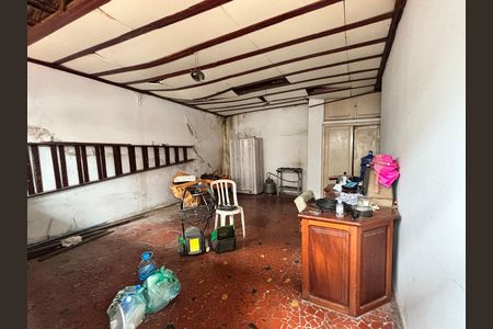 Garagem coberta de casa à venda com 3 quartos, 684m² em Vila Mariana, São Paulo