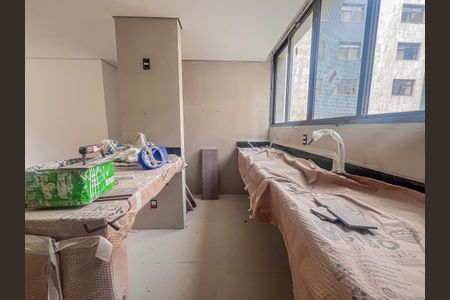 Apartamento para alugar com 63290m², 2 quartos e 2 vagasCozinha e Área de Serviço