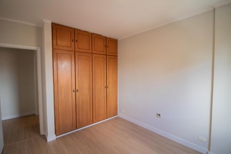 Apartamento à venda com 112m², 3 quartos e 2 vagasQUARTO 2