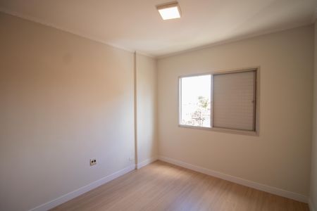 Apartamento à venda com 112m², 3 quartos e 2 vagasQUARTO 2