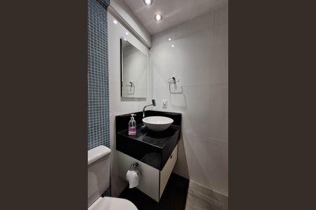 Apartamento à venda com 65m², 2 quartos e 1 vagaBanheiro Social