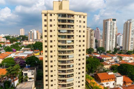 Apartamento à venda com 142m², 4 quartos e 3 vagasVista do Quarto 2