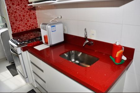 Apartamento à venda com 55m², 2 quartos e 1 vaga Apartamento à venda com 55m², 2 quartos e 1 vagaDetalhe - Cozinha