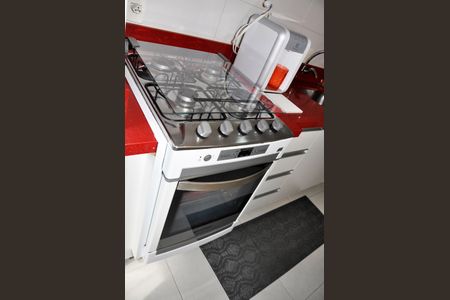 Apartamento à venda com 55m², 2 quartos e 1 vaga Apartamento à venda com 55m², 2 quartos e 1 vagaDetalhe - Cozinha