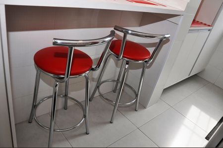 Apartamento à venda com 55m², 2 quartos e 1 vaga Apartamento à venda com 55m², 2 quartos e 1 vagaDetalhe - Cozinha