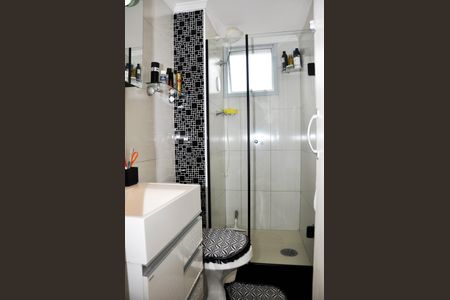 Apartamento à venda com 55m², 2 quartos e 1 vaga Apartamento à venda com 55m², 2 quartos e 1 vagaDetalhe - Banheiro Social