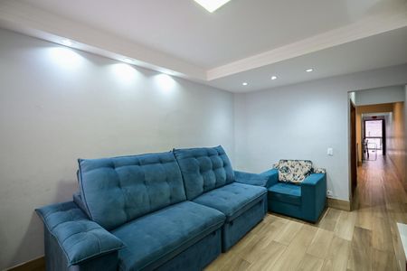 Casa à venda com 125m², 3 quartos e 2 vagasSala