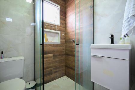 Casa à venda com 125m², 3 quartos e 2 vagasBanheiro Suíte 2