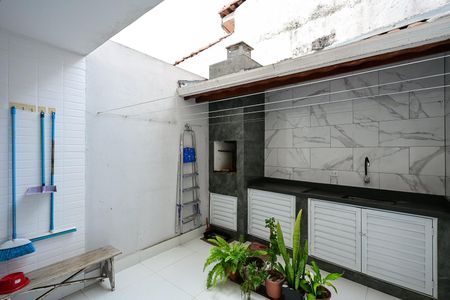 Casa à venda com 125m², 3 quartos e 2 vagasChurrasqueira