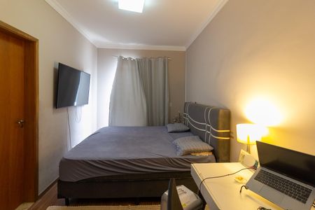 Casa à venda com 130m², 3 quartos e 2 vagasQuarto 3 - Suíte