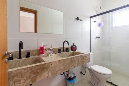 Casa à venda com 130m², 3 quartos e 2 vagasBanheiro Suíte