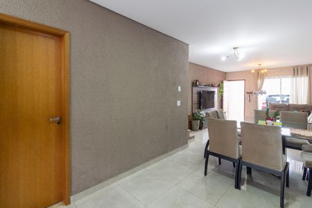 Casa à venda com 130m², 3 quartos e 2 vagasSala de Jantar