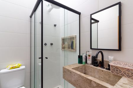 Casa à venda com 130m², 3 quartos e 2 vagasBanheiro Social