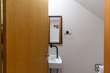 Casa à venda com 130m², 3 quartos e 2 vagasLavabo