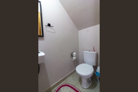 Casa à venda com 130m², 3 quartos e 2 vagasLavabo