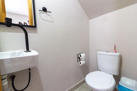 Casa à venda com 130m², 3 quartos e 2 vagasLavabo