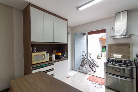 Casa à venda com 130m², 3 quartos e 2 vagasCozinha