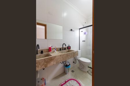 Casa à venda com 130m², 3 quartos e 2 vagasBanheiro Suíte