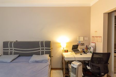 Casa à venda com 130m², 3 quartos e 2 vagasQuarto 3 - Suíte