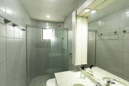 Apartamento para alugar com 158m², 3 quartos e 2 vagasBanheiro