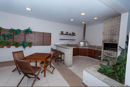 Apartamento à venda com 65m², 2 quartos e 1 vaga Apartamento à venda com 65m², 2 quartos e 1 vagaÁrea Comum