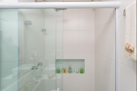 Apartamento à venda com 65m², 2 quartos e 1 vaga Apartamento à venda com 65m², 2 quartos e 1 vagaBanheiro Social