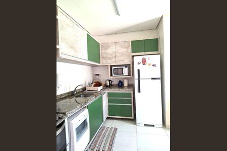 Cozinha  de casa de condomínio para alugar com 3 quartos, 186m² em Hípica, Porto Alegre