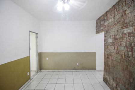 Casa para alugar com 225m², 3 quartos e 2 vagasSala