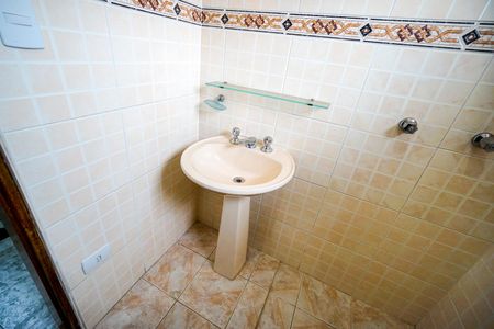 Casa para alugar com 75m², 2 quartos e 2 vagas Casa para alugar com 75m², 2 quartos e 2 vagasPia