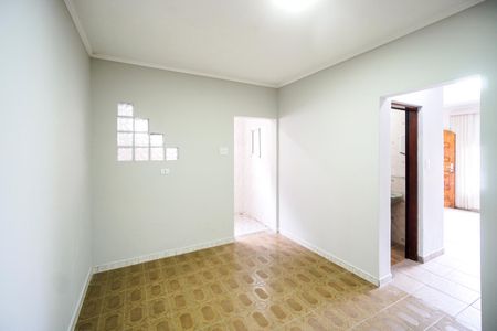 Casa para alugar com 75m², 2 quartos e 2 vagas Casa para alugar com 75m², 2 quartos e 2 vagasCopa