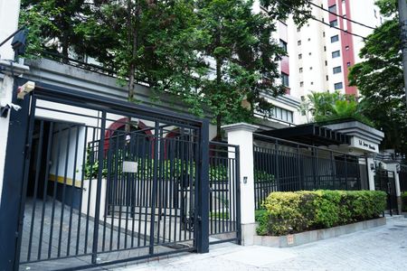 Apartamento à venda com 74m², 2 quartos e 2 vagasFachada