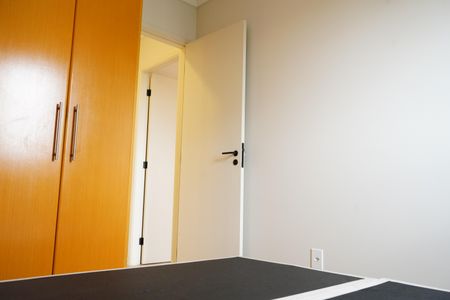 Apartamento à venda com 74m², 2 quartos e 2 vagasQuarto - Armários