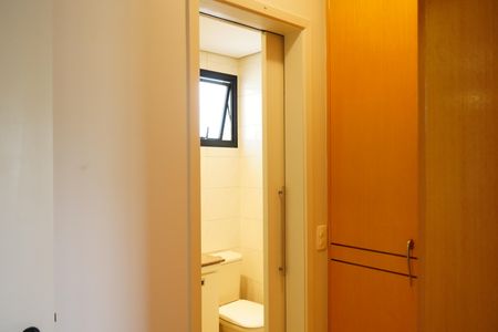 Apartamento à venda com 74m², 2 quartos e 2 vagasCloset da suíte