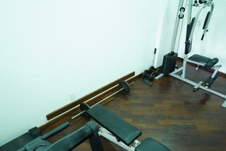 Apartamento à venda com 74m², 2 quartos e 2 vagasÁrea comum - Academia