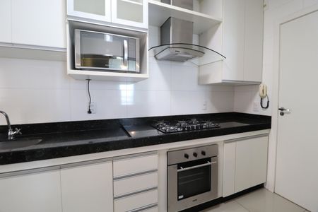 Apartamento para alugar com 93m², 3 quartos e 2 vagasCozinha