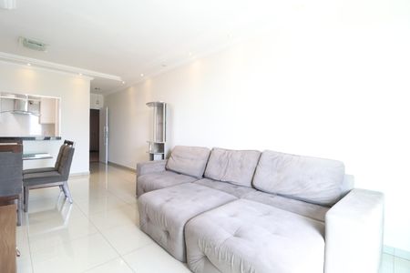 Sala de apartamento para alugar com 3 quartos, 96m² em Brasil, Uberlândia