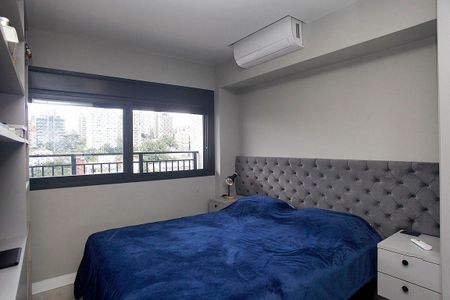Quarto Suíte de apartamento para alugar com 1 quarto, 45m² em Rio Branco, Porto Alegre