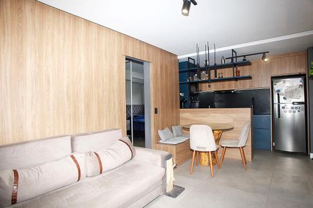 Sala de apartamento para alugar com 1 quarto, 45m² em Rio Branco, Porto Alegre