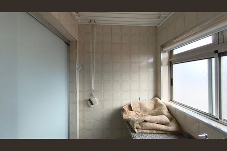 Apartamento para alugar com 73m², 3 quartos e 1 vagaÁrea de Serviço