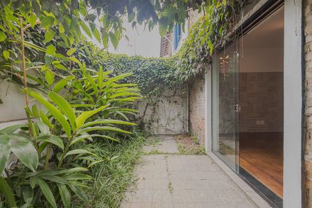 Casa à venda com 150m², 2 quartos e 1 vaga Casa à venda com 150m², 2 quartos e 1 vagaEntrada