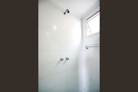 Apartamento para alugar com 60m², 2 quartos e 1 vagaChuveiro