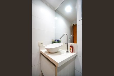 Apartamento para alugar com 60m², 2 quartos e 1 vagaBanheiro social