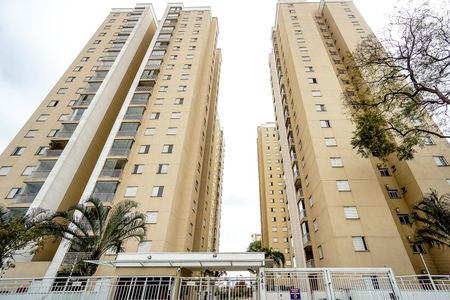 Apartamento para alugar com 60m², 2 quartos e 1 vagaFachada
