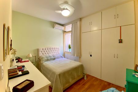 Apartamento à venda com 2 quartos, 80m² em Laranjeiras, Rio de Janeiro