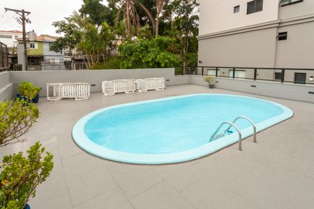 Apartamento à venda com 69m², 2 quartos e 3 vagasÁrea comum - Piscina