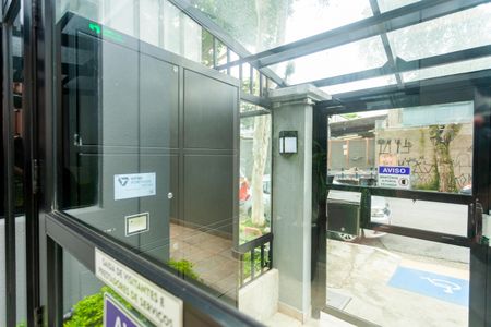 Apartamento à venda com 69m², 2 quartos e 3 vagasLocker de Entregas