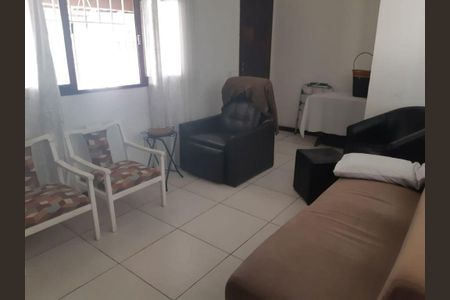 Casa à venda com 3 quartos, 115m² em Maria Paula, Niterói