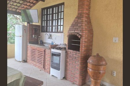 Casa à venda com 3 quartos, 115m² em Maria Paula, Niterói